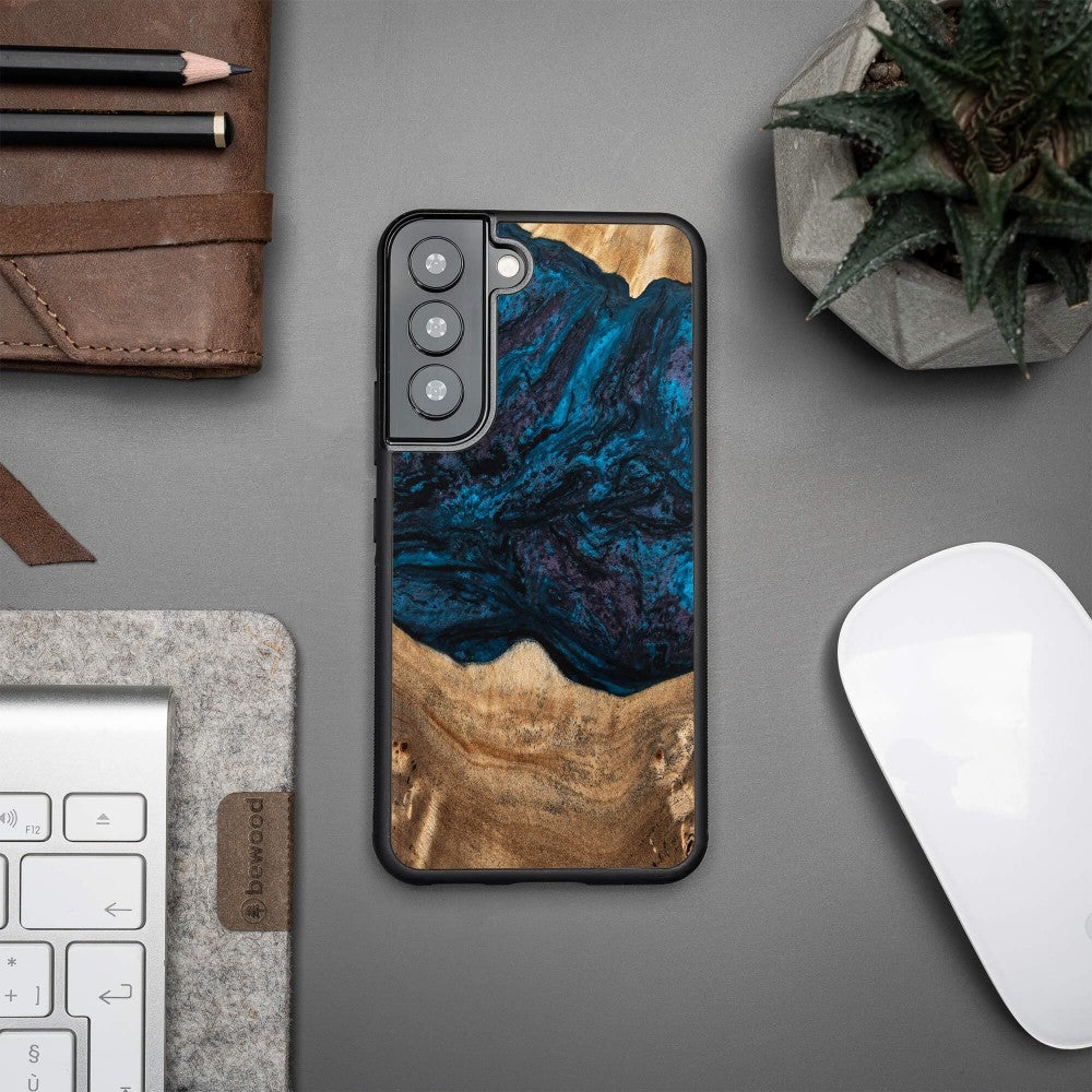 Holzhülle für Galaxy S22, Bewood Unique Planets Neptun