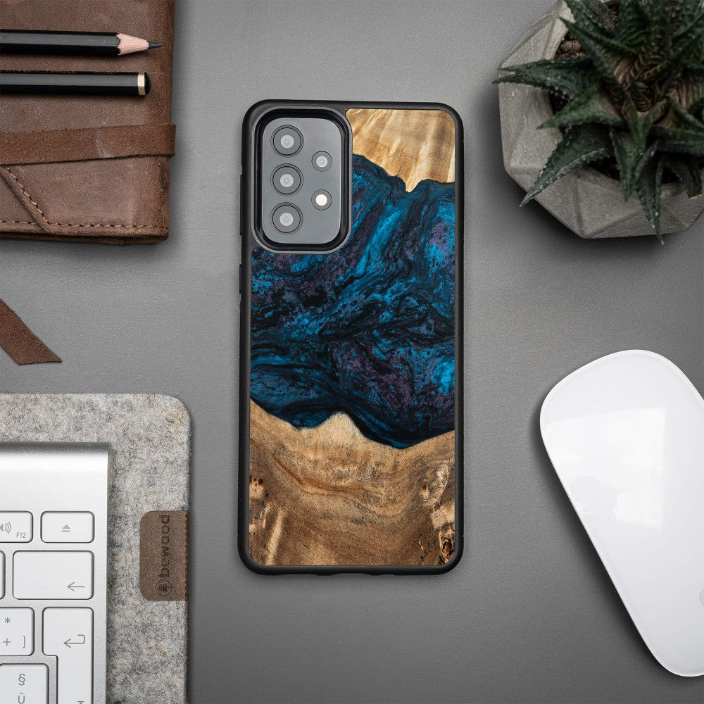 Holzhülle für Galaxy A33 5G, Bewood Unique Planets Neptun