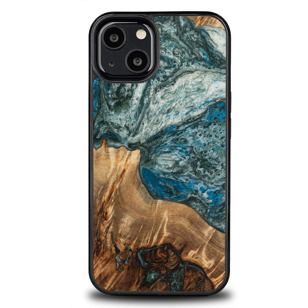 Holzhülle für iPhone 13, Bewood Unique Planets Erde