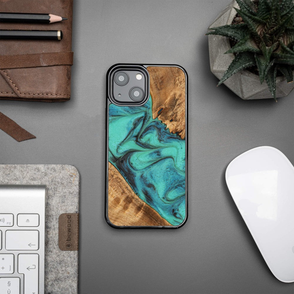 Holzhülle für iPhone 13 Mini, Bewood Unique Turquoise