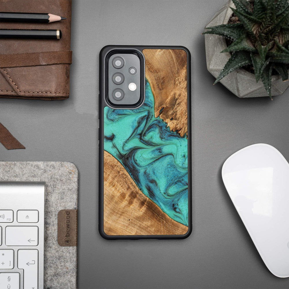 Holzhülle für Galaxy A73 5G, Bewood Unique Turquoise