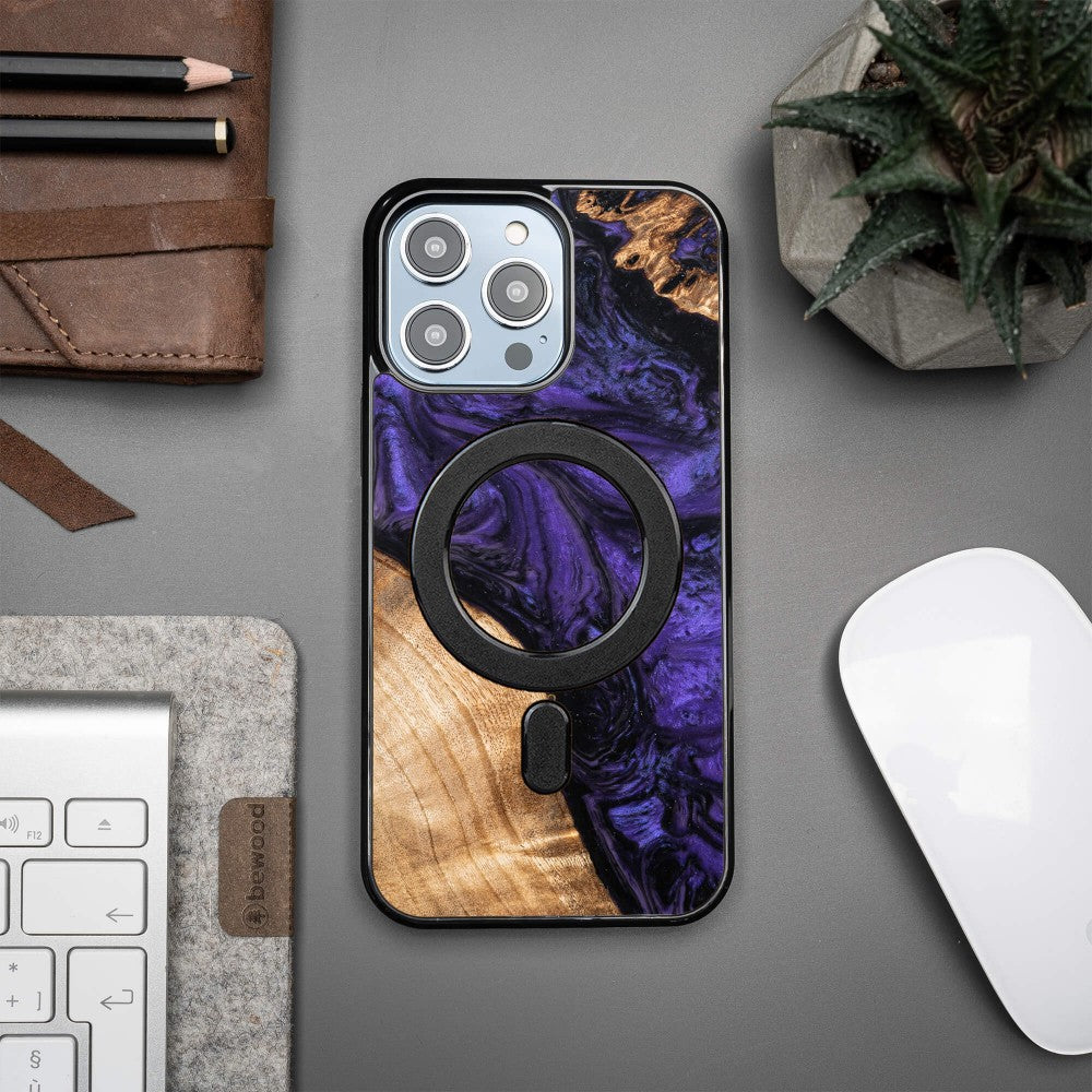 Holzhülle für iPhone 14 Pro Max, Bewood Unique Violet für MagSafe