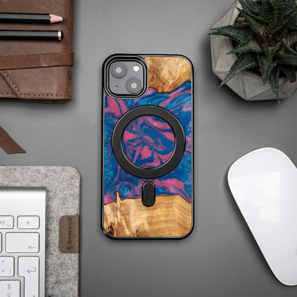 Holzhülle für iPhone 13, Bewood Unique Neons Vegas für MagSafe