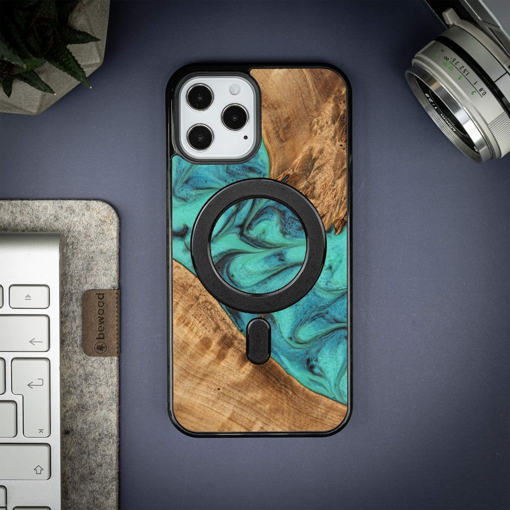 Holzhülle für iPhone 12 Pro Max, Bewood Unique Turquoise für MagSafe