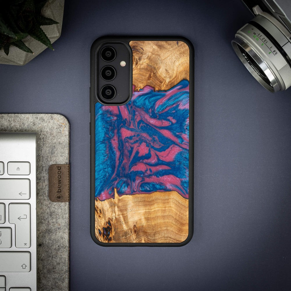 Holzhülle für Galaxy A34 5G, Bewood Unique Neons Vegas