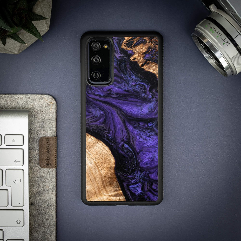 Holzhülle für Galaxy S20 FE, Bewood Unique Violet