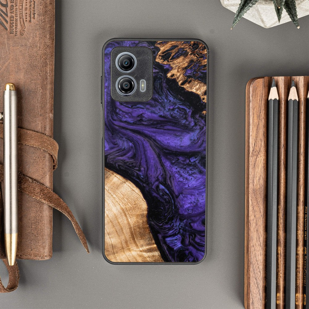 Holzhülle für Motorola Moto G53 5G, Bewood Unique Violet