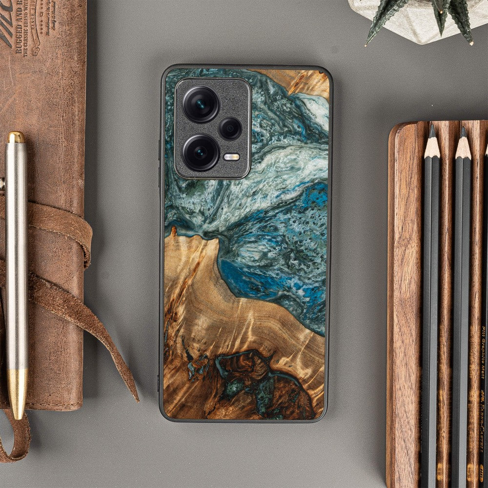 Holzhülle für Xiaomi Redmi Note 12 5G, Bewood Unique Planets Erde