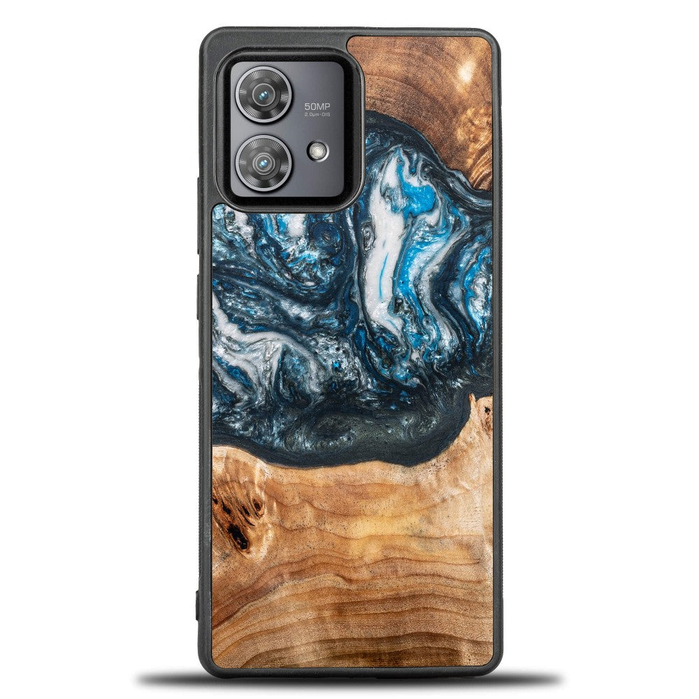 Holzhülle für Motorola Edge 40 Neo, Bewood Unique Planets Erde