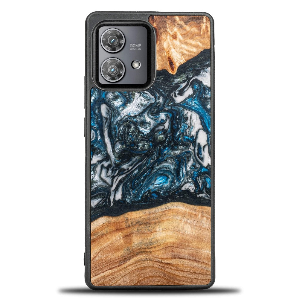 Holzhülle für Motorola Edge 40 Neo, Bewood Unique Planets Erde