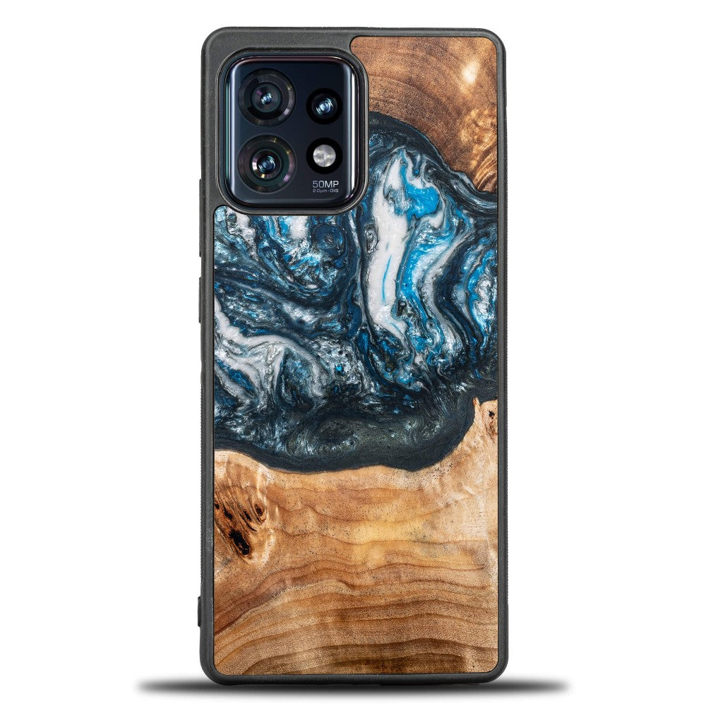Holzhülle für Motorola Edge 40 Pro, Bewood Unique Planets Erde