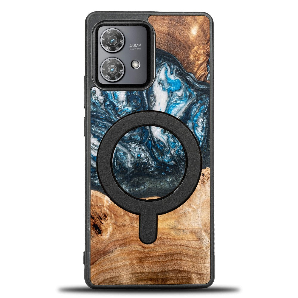Holzhülle für Motorola Edge 40 / 40 Neo, Bewood Unique Planets Erde für MagSafe
