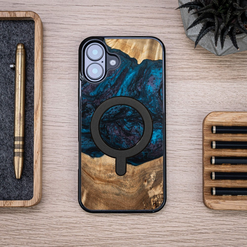 Holzhülle für iPhone 16 Plus, Bewood Unique Planets Neptun für MagSafe