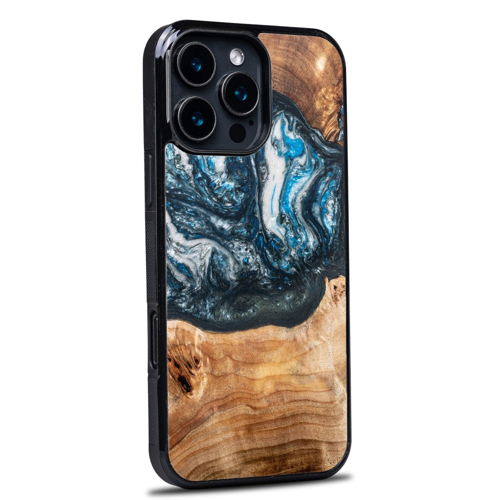 Holzhülle für iPhone 16 Pro Max, Bewood Unique Planets Erde