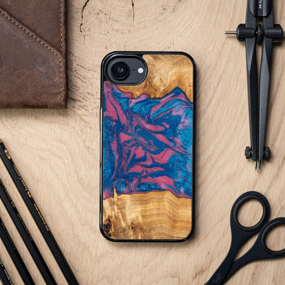 Holzhülle für iPhone 17e / 16e, Bewood Unique Neons Vegas