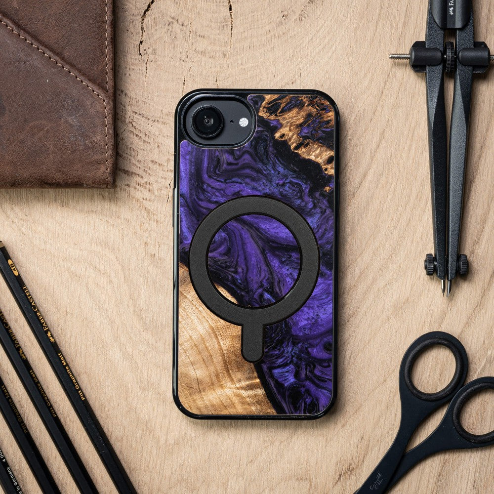 Holzhülle für iPhone 17e / 16e, Bewood Unique Violet für MagSafe