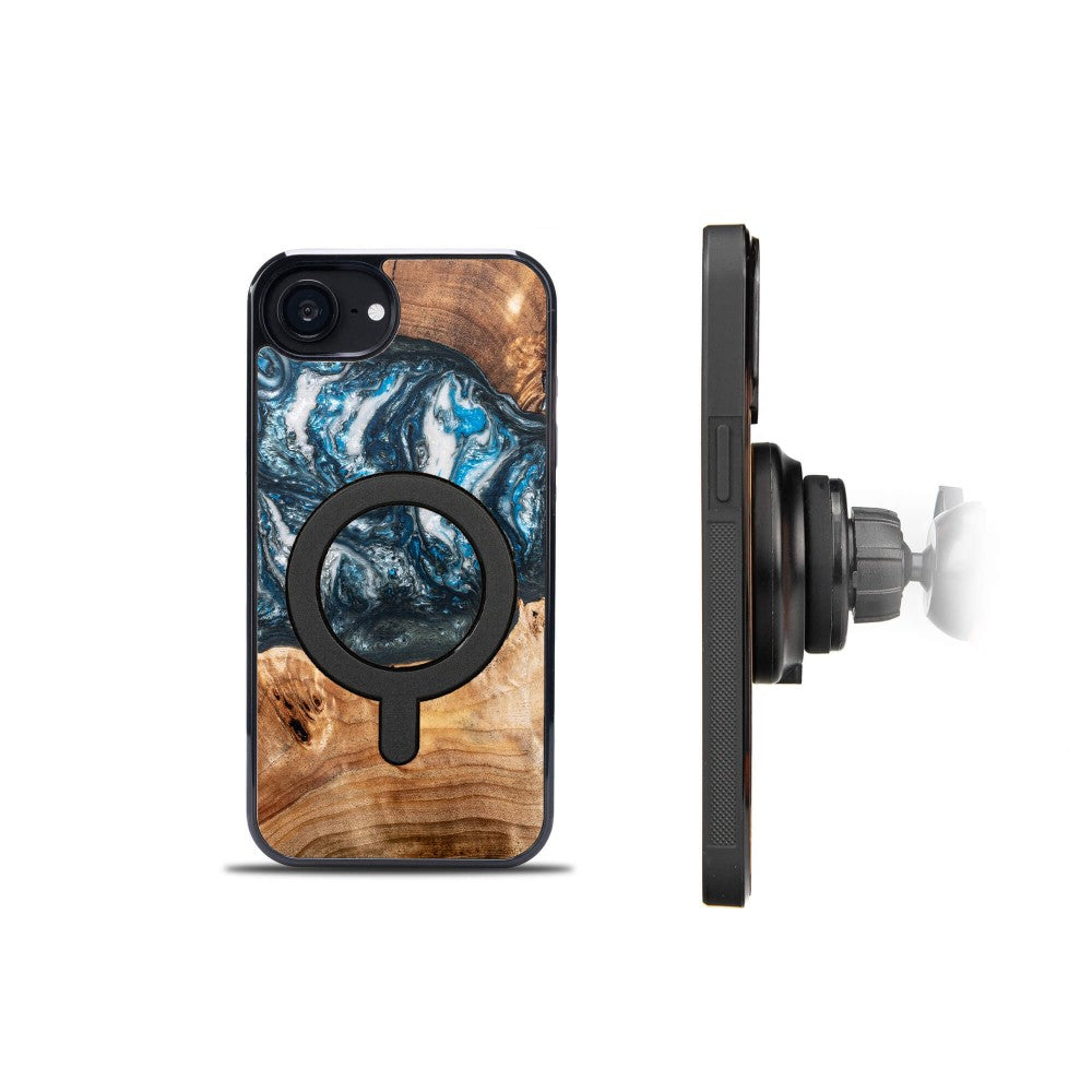Holzhülle für iPhone 17e / 16e, Bewood Unique Planets Erde für MagSafe