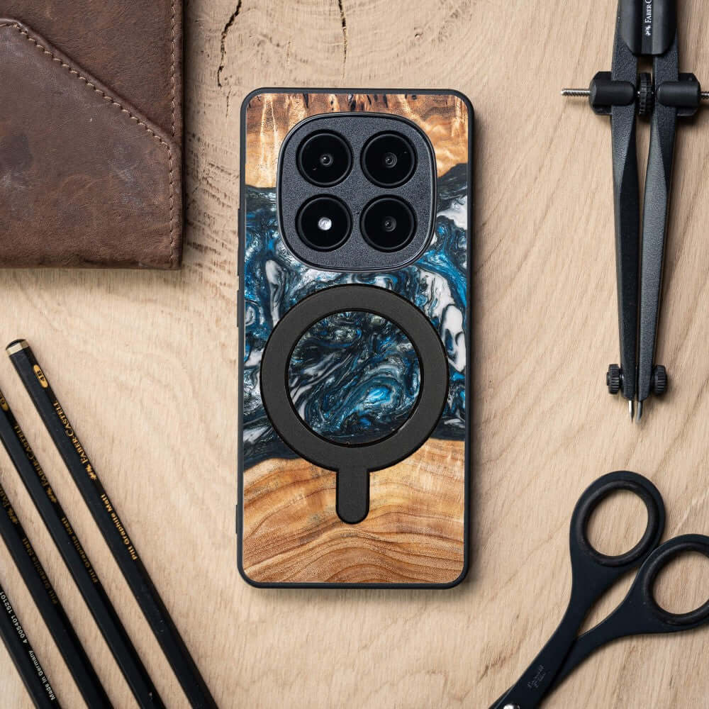 Holzhülle für Xiaomi Redmi Note 14 Pro 5G / Xiaomi Poco X7, Bewood Unique Planets Erde für MagSafe