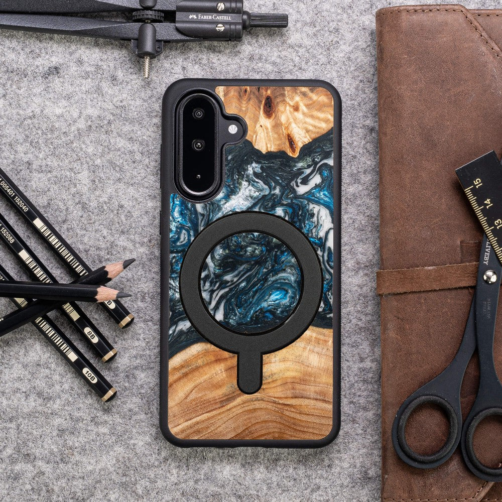Holzhülle für Galaxy A26 5G, Bewood Unique Planets Erde für MagSafe
