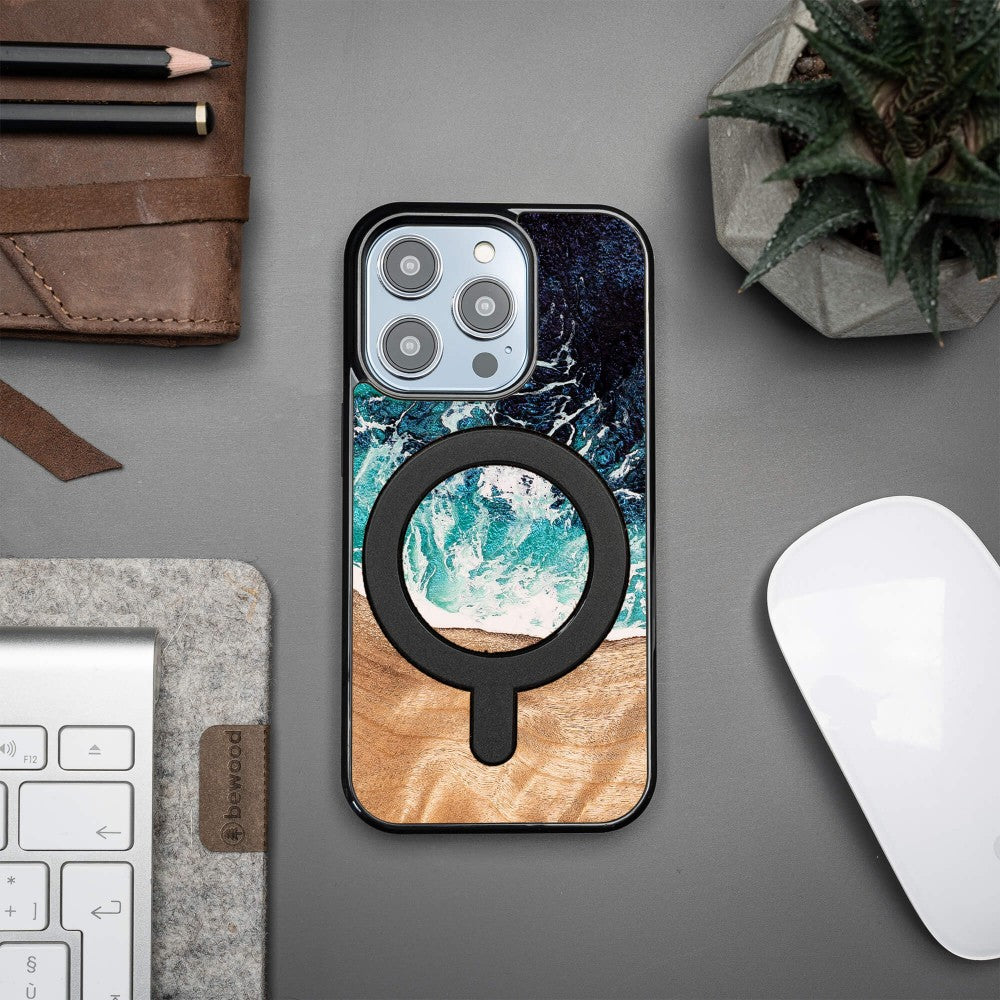 Holzhülle für iPhone 14 Pro, Bewood Unique Dream Island für MagSafe, Blau-Braun