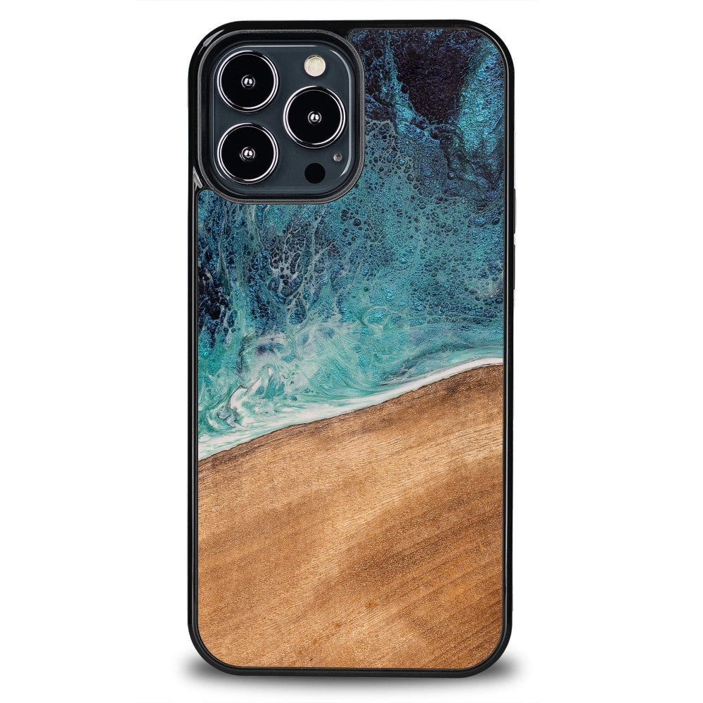 Holzhülle für iPhone 13 Pro Max, Bewood Unique Dream Island, Blau-Braun