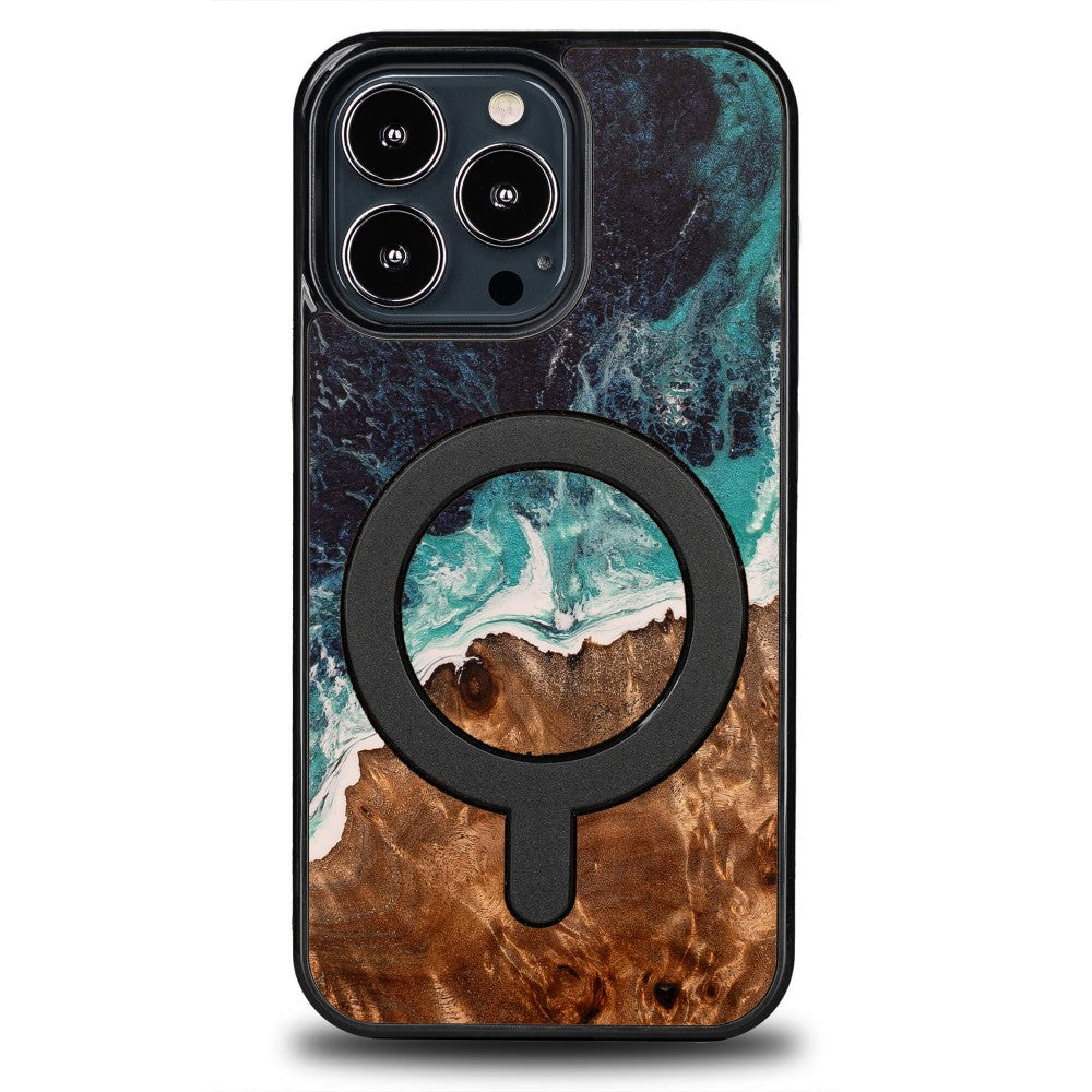 Holzhülle für iPhone 13 Pro, Bewood Unique Dream Island für MagSafe, Blau-Braun