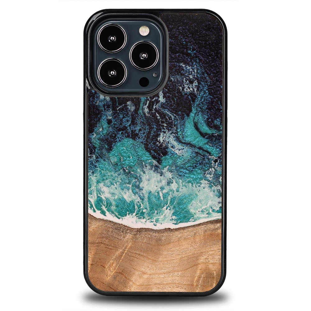 Holzhülle für iPhone 13 Pro, Bewood Unique Dream Island, Blau-Braun