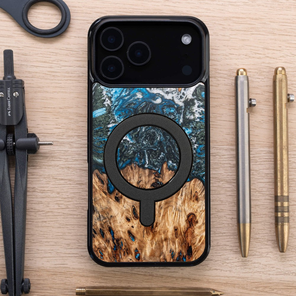 Holzhülle für iPhone 17 Pro Max, Bewood Unique Planets Erde für MagSafe