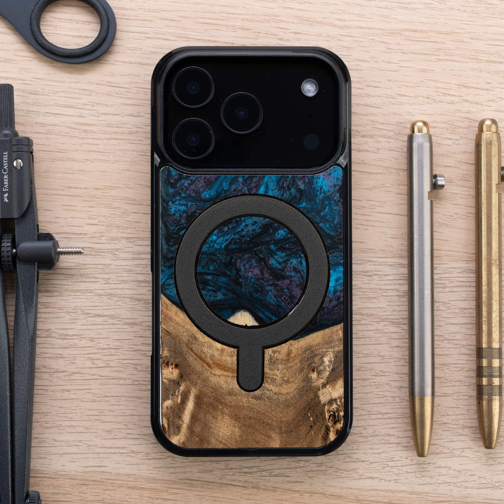 Holzhülle für iPhone 17 Pro, Bewood Unique Planets Neptun für MagSafe