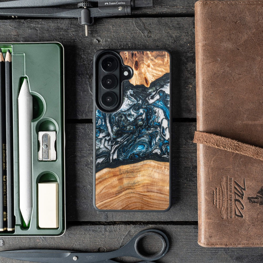 Holzhülle für Galaxy A37 5G, Bewood Unique Planets Erde