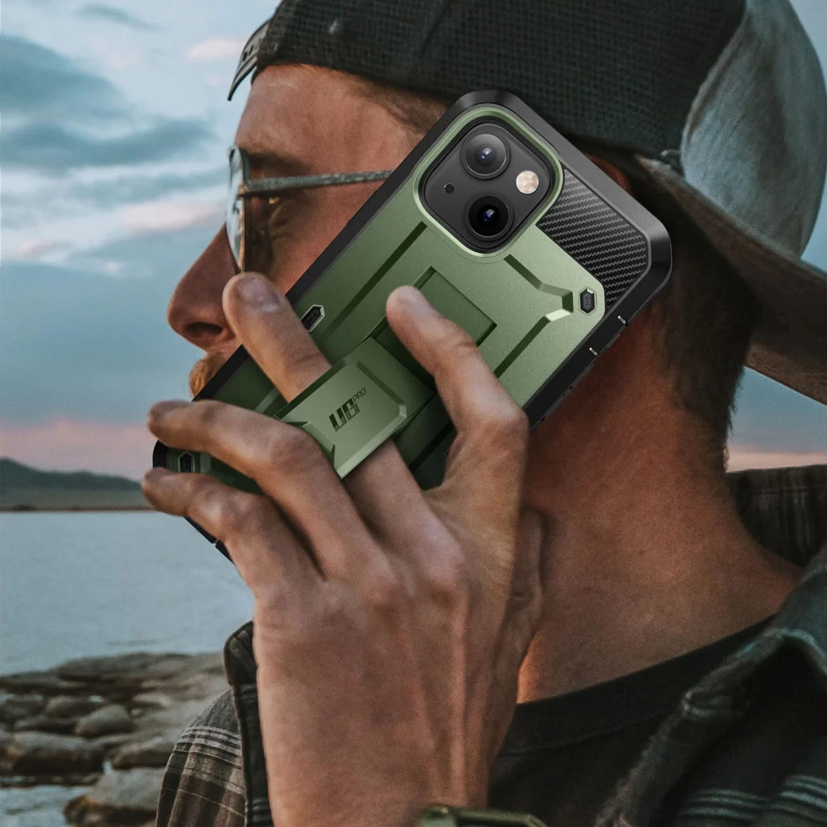 Schutzhülle Supcase UB Pro SP für iPhone 14 / 13, Grün