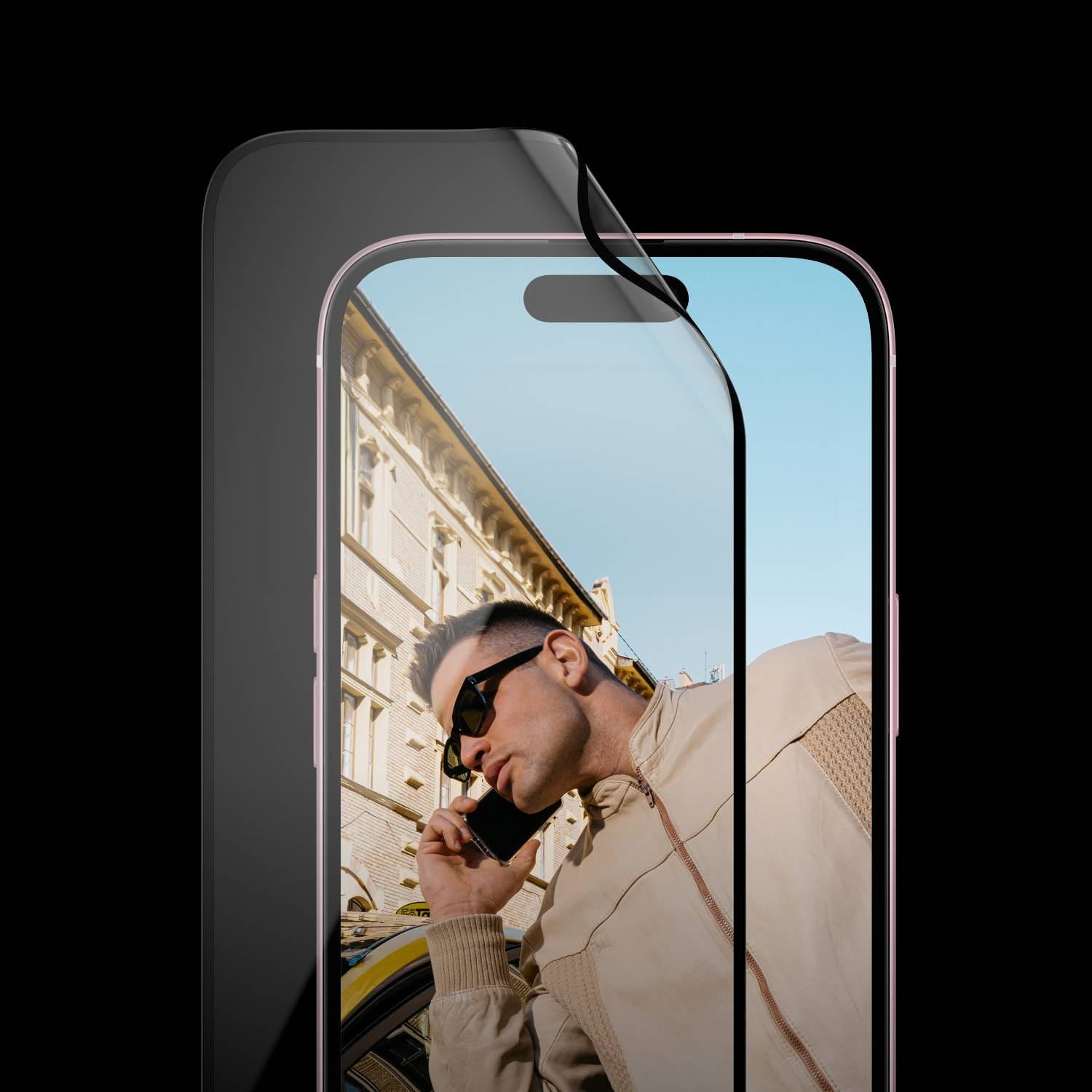 Hybridglas für das gesamte Display PanzerGlass Ultra-Wide Fit Matrix + AlignerKit für iPhone 15