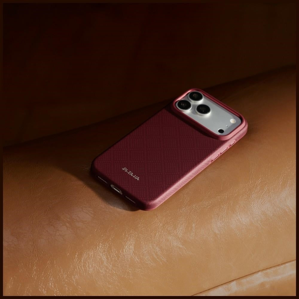 Aramid Handyhülle für iPhone 18 Pro / 17 Pro, PITAKA Ultra-Slim Case mit MagSafe, Burgunderrot mit Rautenmuster (9/9)