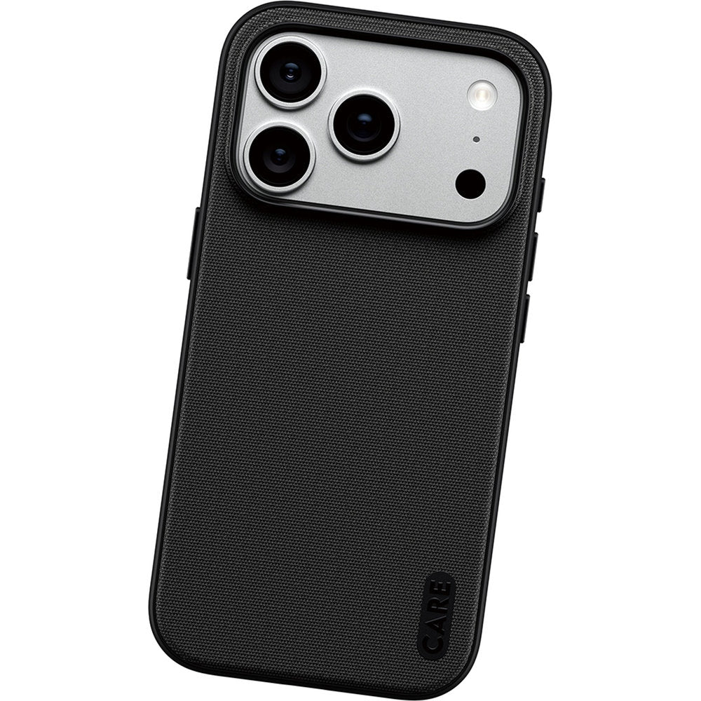 Handyhülle für iPhone 18 Pro / 17 Pro, PanzerGlass Fusion Fabric Case, Schwarz (1/6)