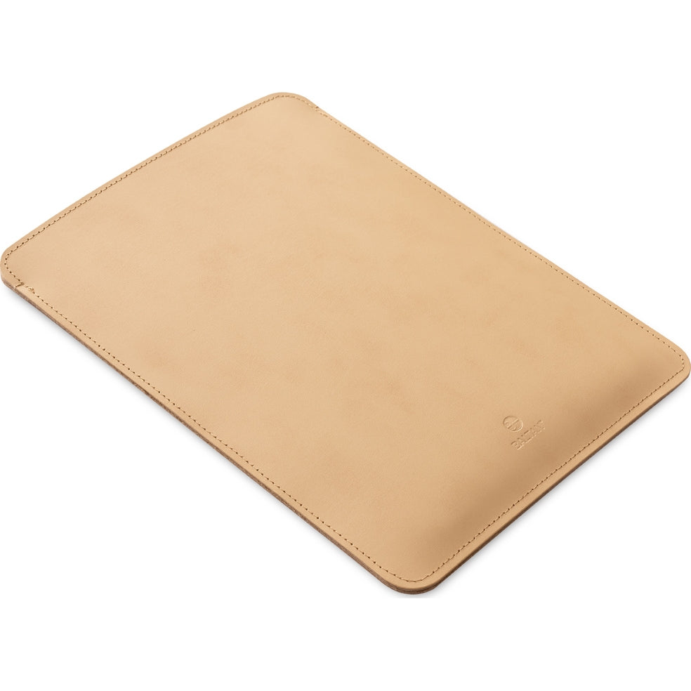 Hülle für MacBook Neo 13" 2026, Baltan Sleeve Premium, Beige