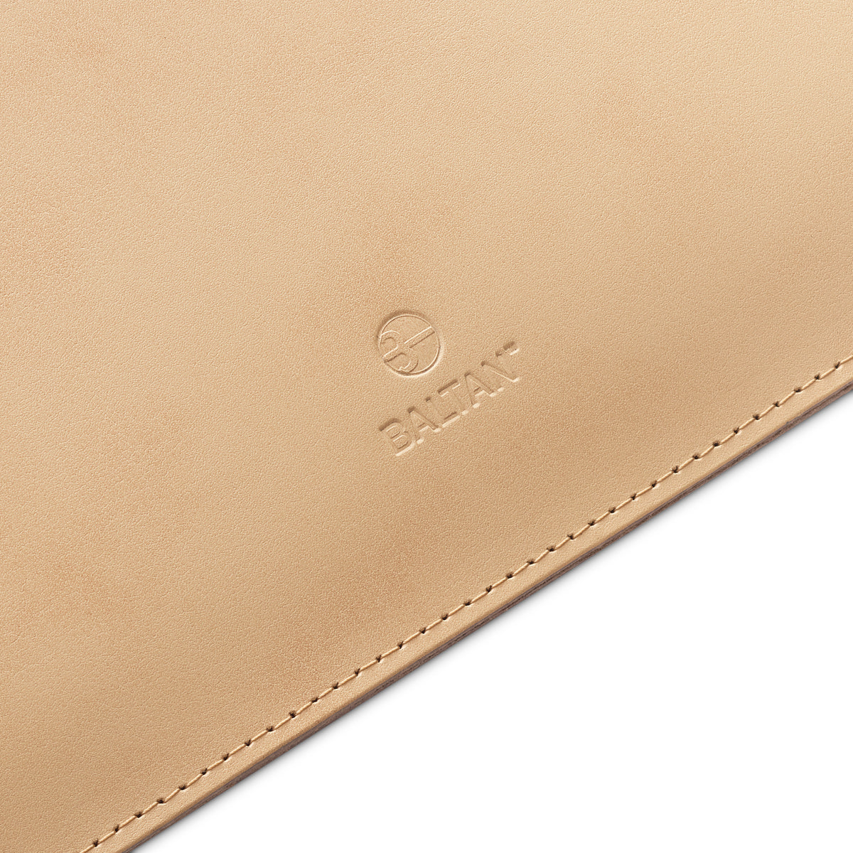 Hülle für MacBook Neo 13" 2026, Baltan Sleeve Premium, Beige