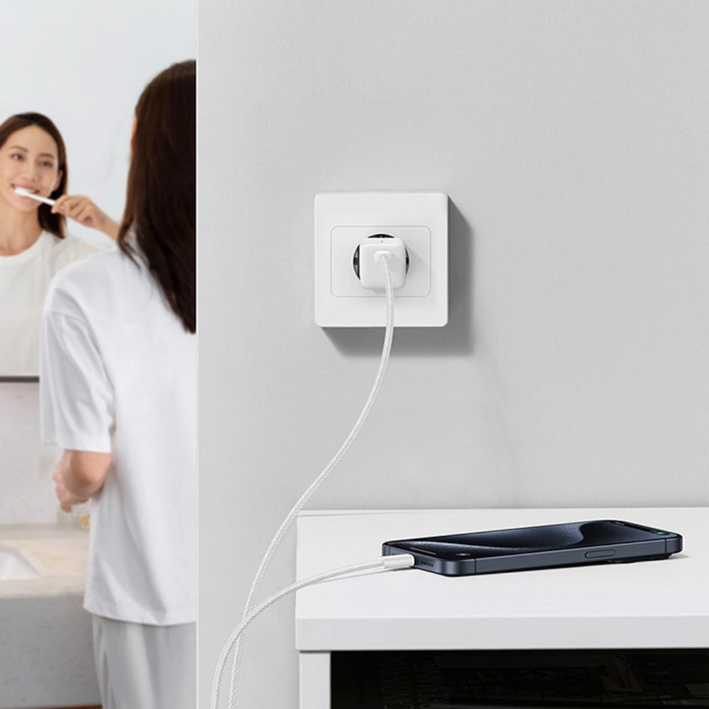 Netzladegerät 30W, 1x USB-C + Kabel USB-C mit Geflecht, Baseus GaN5 Fast Charger Mini, Weiß