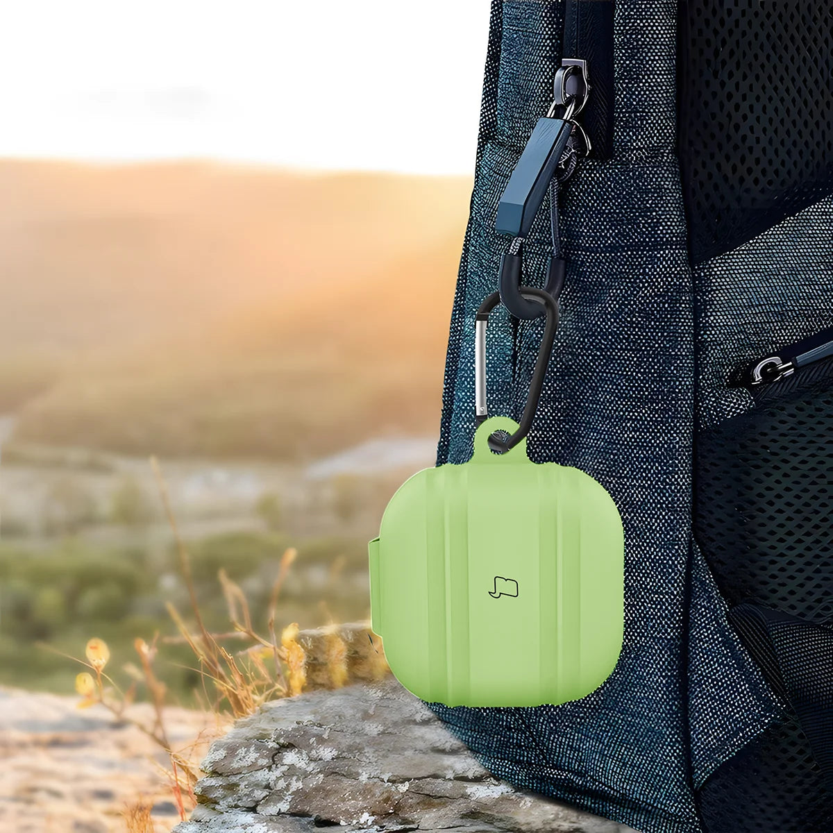 Silikonhülle mit Karabiner für Galaxy Buds 4 / 4 Pro, Bizon Case Headphone Silicone, Hellgrün