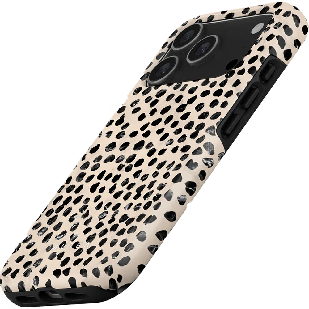 Handyhülle für iPhone 17 Pro, Burga Almond Latte Tough Magnetic, Beige mit schwarzen Punkten