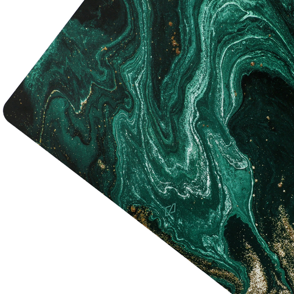 Schutzhülle Burga Emerald Pool Tough für MacBook Air 13.6" M4 / M3 / M2, Mehrfarbig marine