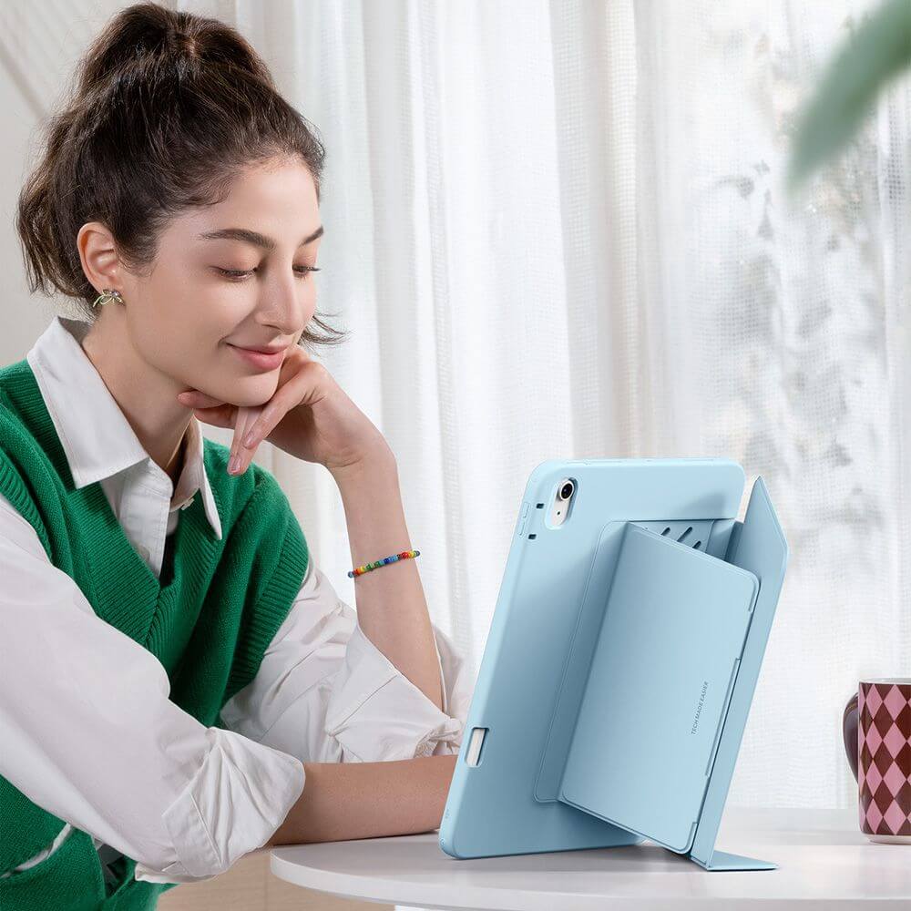Schutzhülle mit Klappe für iPad Air 11" / 10.9" 2020-2026, ESR Flip Hybrid, Hellblau