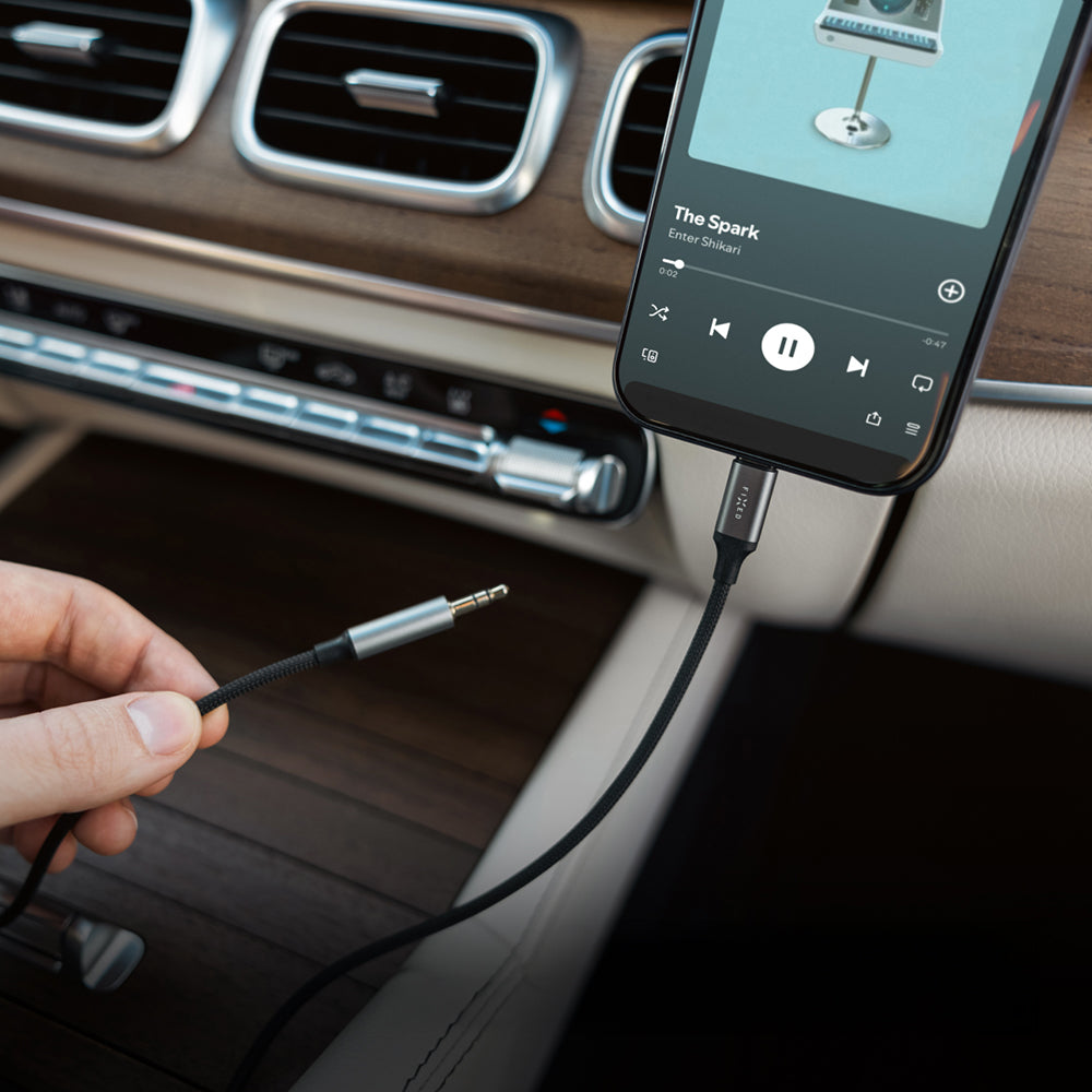 Adapter Audio USB-C (Stecker) auf 3.5 mm Klinke (Stecker), Fixed Link, 1.5 m, Dunkelgrau