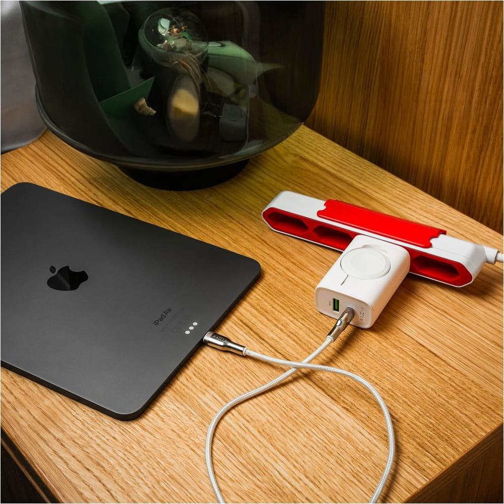 Ladegerät Fixed Power Socket USB-C / USB-A / Apple Watch 33W, Weiß