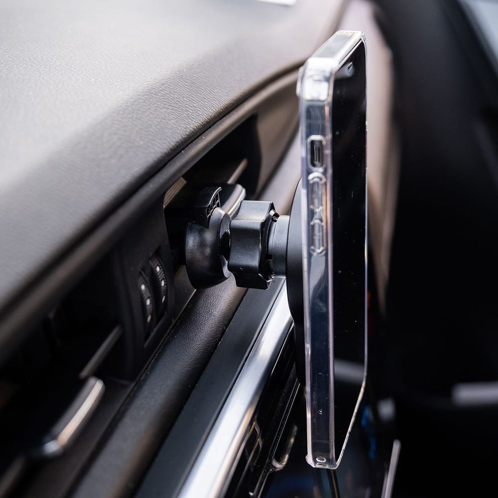 Autohalterung mit Qi-Ladefunktion mit MagSafe, Fixed MagClick, Schwarz