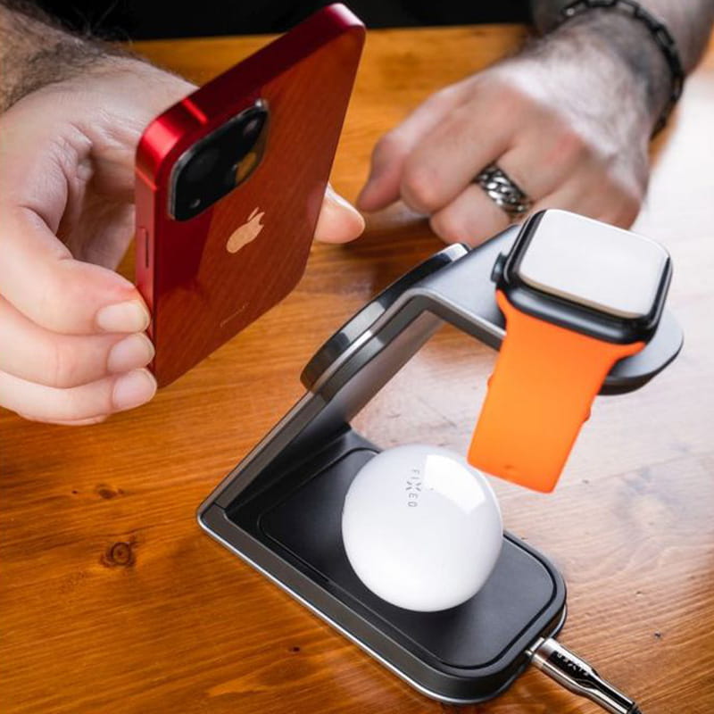 Induktives Ladegerät 3in1, Qi, 15W, mit MagSafe, Fixed MagPowerstation Alu für iPhone / Apple Watch / AirPods, Schwarz