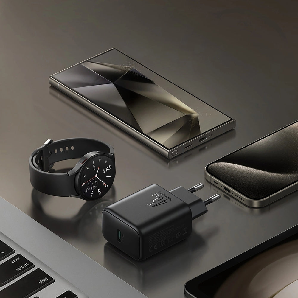 GaN-Ladegerät, Joyroom JR-TCG13, 1x USB-C 45W PD 3.0/QC 3.0, Schwarz