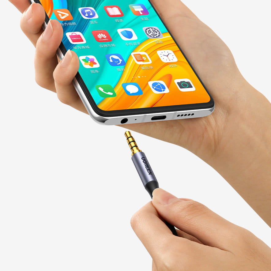 Audiokabel AUX Mini-Jack 3,5 mm (Stecker) zu Mini-Jack 3,5 mm (Stecker), Ugreen, 3 m, Schwarz