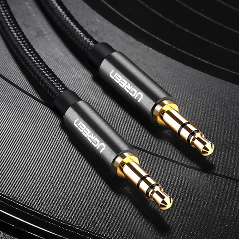 Kabel AV112 AUX 3,5 mm mini jack (2x männlich) Ugreen 2m, Schwarz