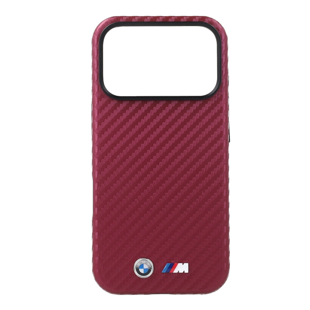 Handyhülle BMW M Carbon Metal Logo MagSafe für iPhone 18 Pro / 17 Pro, Dunkelrot (3/5)