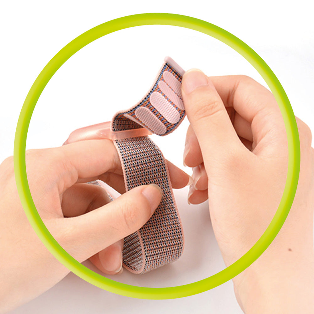 Hülle mit Armband für Apple AirTag, Mobile Origin AirTag Strap, Rosa